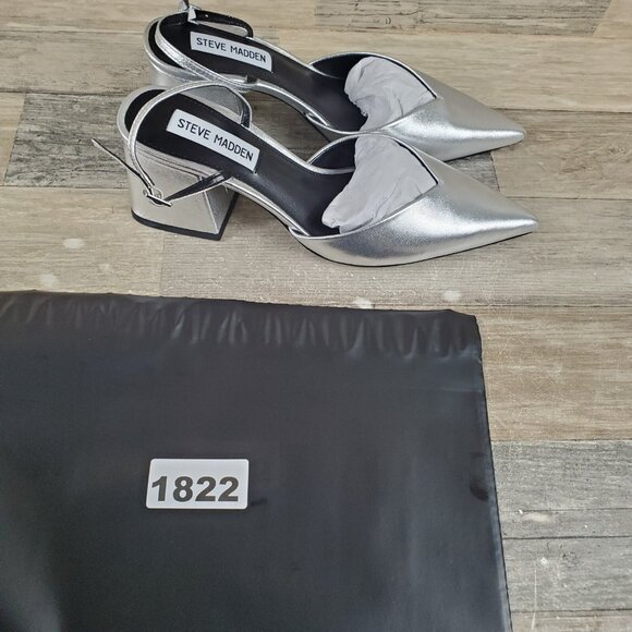 Steve Madden Courtnie Womens Pumps Sz 7 M Block Heel Silver Leather Slingback - Picture 1 of 12